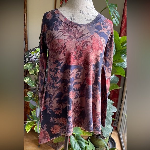 Soft Surroundings Tops - SOFT SURROUNDINGS Floral Very Soft Tunic Top Sz S
